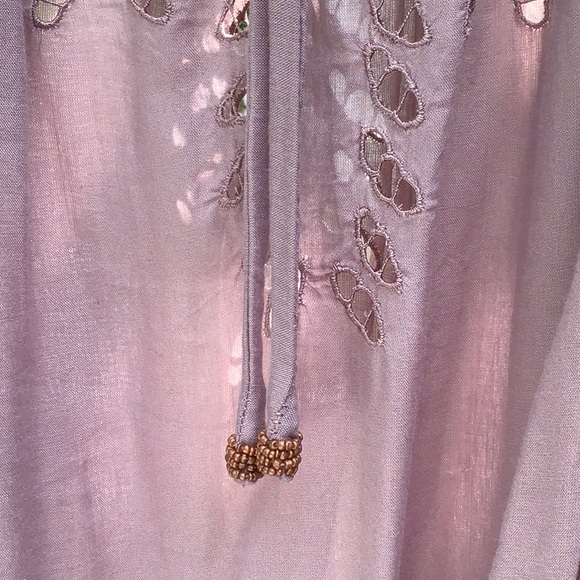 LAKTA Mauve Eyelet Detailed Top Size M/L. 100% Rayon Elastic at top and bottom. - Picture 4 of 6